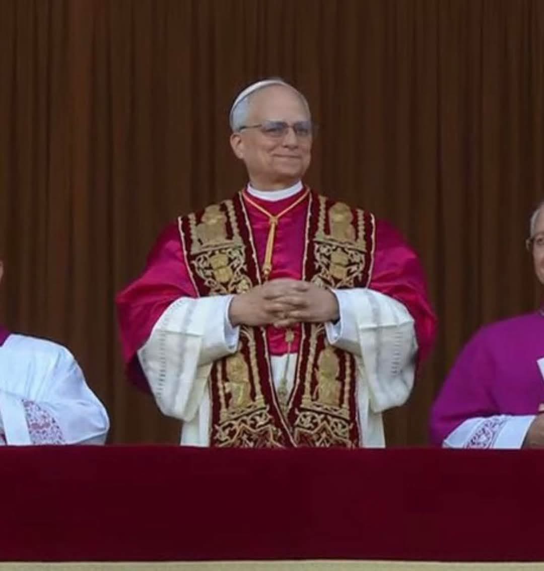 Papa Leone XIV, le sue prima parole sono di pace, per tutti, nel ricordo di Francesco