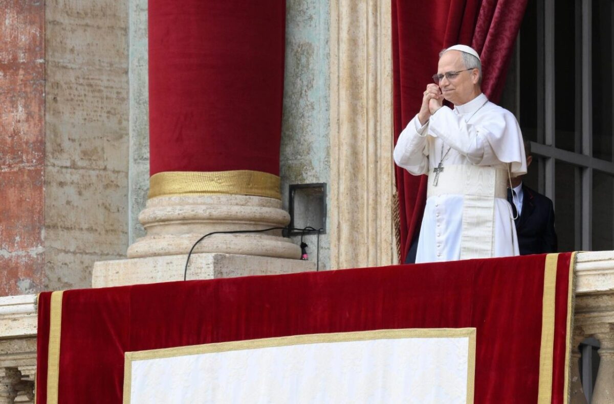 Papa Leone XIV: “Cessi il fuoco a Gaza, basta guerra in Ucraina e altrove”, poi gli auguri a tutte le mamme