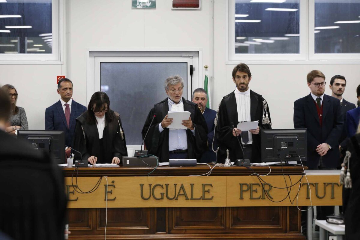 “Aemilia”, il più grande processo alla ‘ndrangheta nel Centronord diventa un docufilm, in prima serata su Rai 2