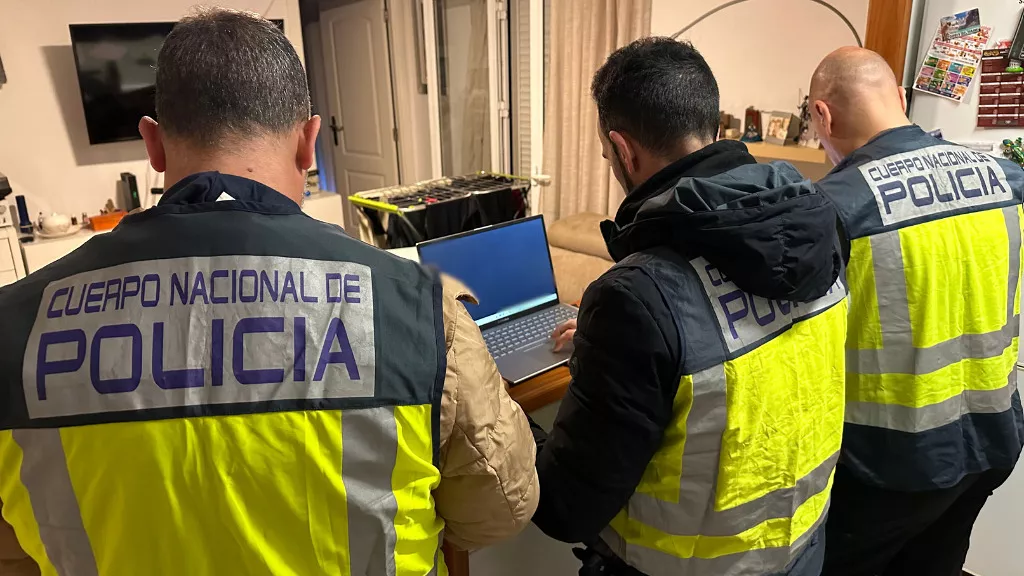 Smantellata rete internazionale di pedofili con base in Spagna che adescava minori sul web