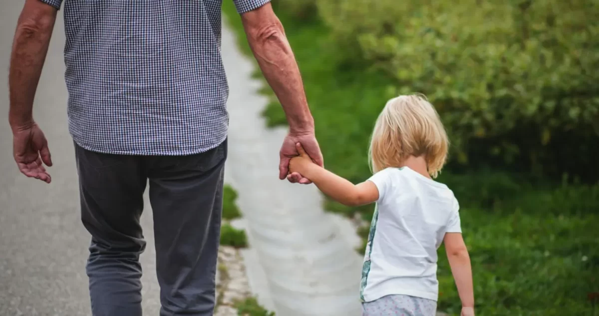 Padre ritrova la figlia dopo 13 anni in Ungheria: arrestata la madre
