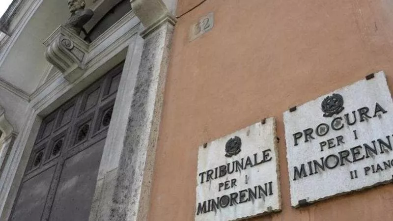 Troppi conflitti e tensioni, il Tribunale per i Minorenni di Firenze colloca due bambini in una comunità protetta e li affida ai servizi sociali