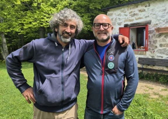 Cambio vita: la storia di Massimo e Matteo che hanno lasciato il lavoro e aperto due rifugi sul Gran Sasso