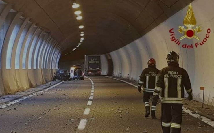 Incidente sulla A1, è morta anche la bambina di 4 anni, le vittime salgono a quattro