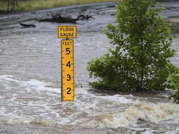 Disastro in Texas, il fiume straripa e travolge i campi scout, almeno 24 morti accertati finora
