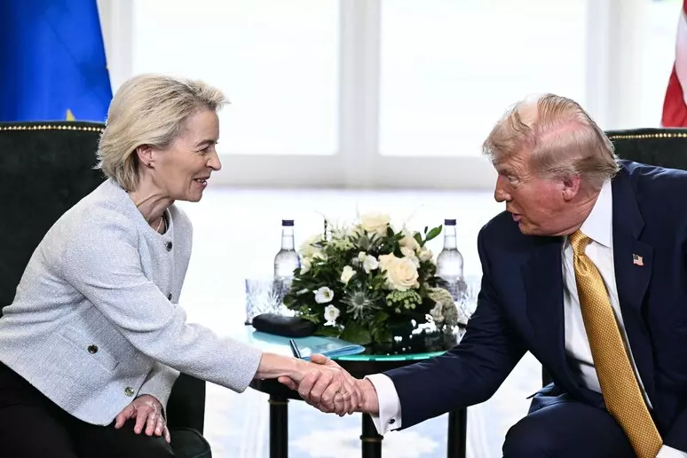 Sui dazi è stato raggiunto l’accordo tra Ue e Usa, le tariffe saranno al 15%