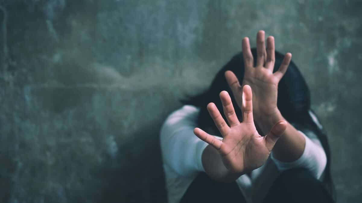 Ragazza stuprata a Malta dal branco, cinque ragazzi italiani tra 17 e 19 anni indagati dai giudici