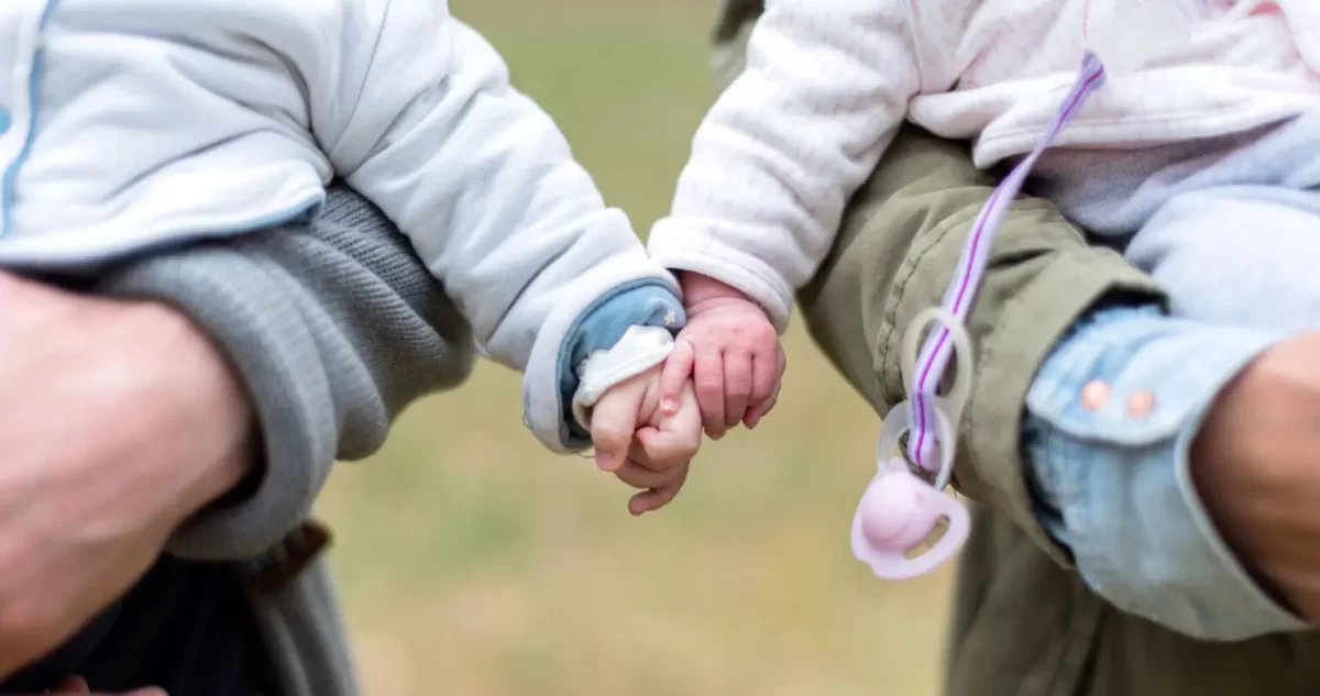 Natalità ancora in calo in Italia, un andamento decrescente dal 2008, i dati Istat del 2025