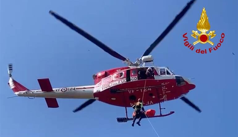 Individuato l’elicottero caduto nell’Aretino, è distrutto, a bordo due cittadini toscani