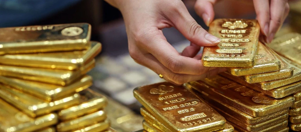 Ricettazione, fermati in auto con oltre 6 chili d’oro in lingotti