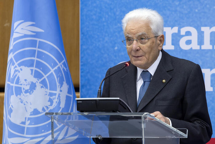 Mattarella: “Inaccettabili allusioni all’impiego di armi nucleari”