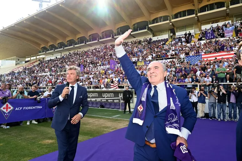 Fiorentina, morto nella notte il presidente Rocco Commisso, aveva 76 anni, Viola sotto choc