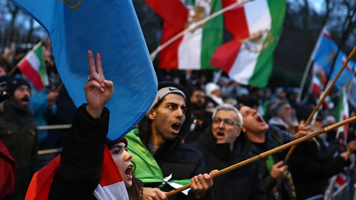 In Iran la repressione delle proteste è sempre più violenta, circa 100 i morti accertati finora