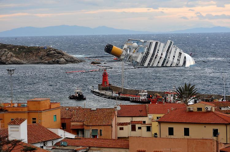 Il 13 gennaio del 2012 il naufragio della Costa Concordia all’Isola del Giglio di Grosseto