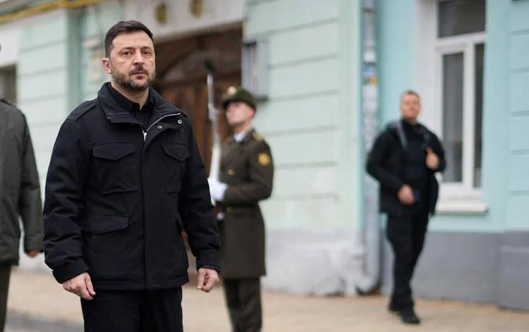 Ucraina, vertice dei “Volenterosi” a Parigi: leader al lavoro su sicurezza e tregua