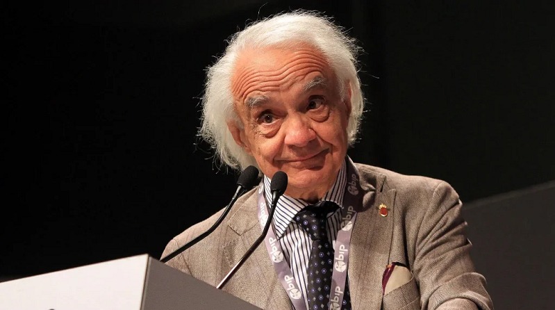 Addio ad Antonino Zichichi, il fisico che leggeva nelle leggi della matematica la mano di Dio, aveva 96 anni