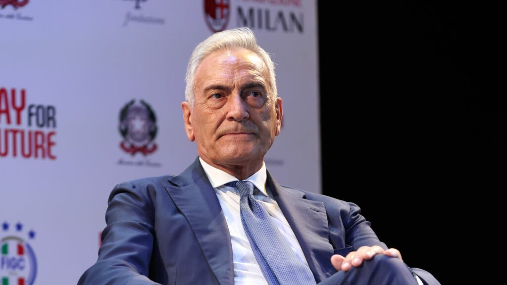 Gabriele Gravina si è dimesso da presidente della Federcalcio, si dimette anche Buffon