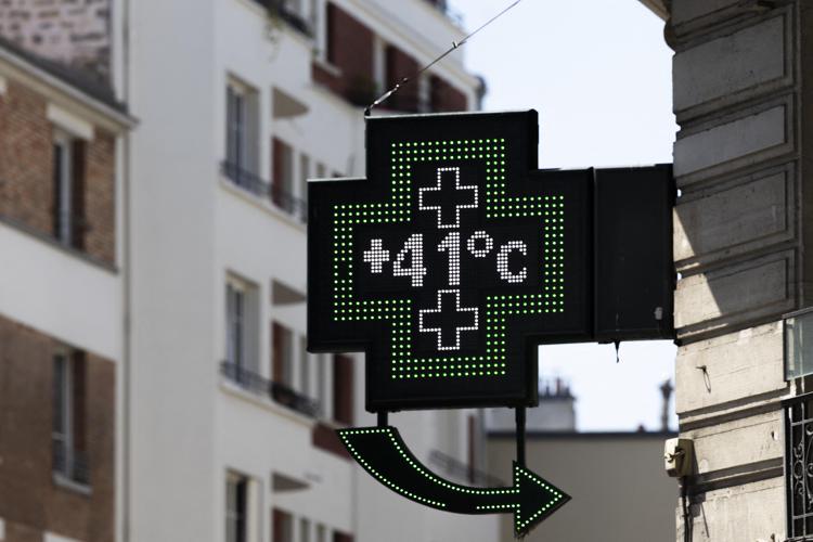 Nuova ondata di caldo africano: temperature roventi con picchi oltre i 40 gradi in alcune zone